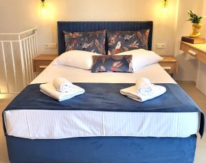 Theros Suite 2 3